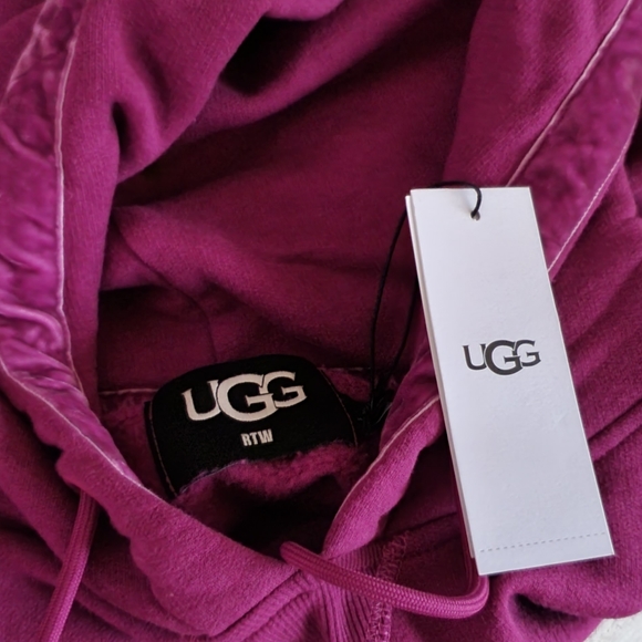 UGG sweatshirt with hoodie - Picture 7 of 8